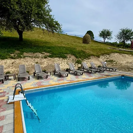 Pensionat карпатська ніч Plave